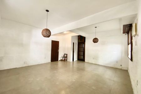 Sala  de apartamento para alugar com 2 quartos, 84m² em Copacabana, Rio de Janeiro