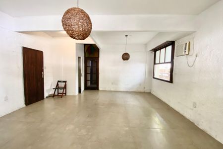 Sala  de apartamento para alugar com 2 quartos, 84m² em Copacabana, Rio de Janeiro