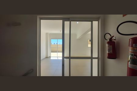 Sala de apartamento para alugar com 2 quartos, 53m² em Parque Industriario, Santo André