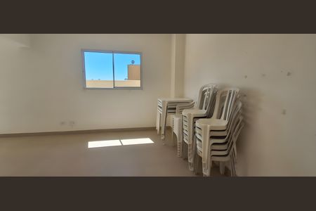 Sala de apartamento para alugar com 2 quartos, 53m² em Parque Industriario, Santo André