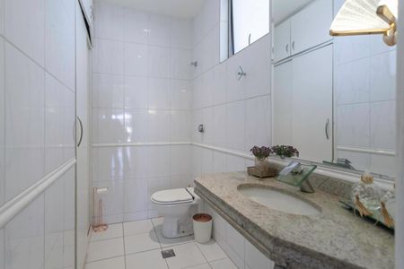 Apartamento à venda com 140m², 2 quartos e 2 vagas Apartamento à venda com 140m², 2 quartos e 2 vagasCobertura - Lavabo