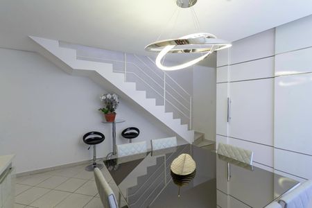 Apartamento à venda com 140m², 2 quartos e 2 vagas Apartamento à venda com 140m², 2 quartos e 2 vagasSala 1