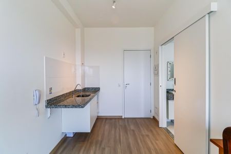 Apartamento à venda com 33m², 1 quarto e 1 vaga Apartamento à venda com 33m², 1 quarto e 1 vagaStudio