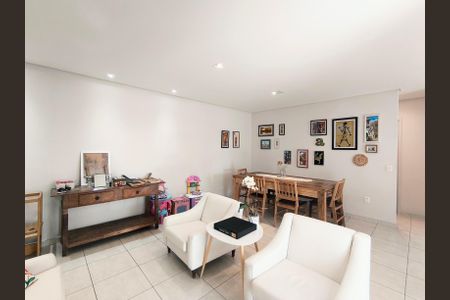 Apartamento à venda com 109m², 3 quartos e 2 vagas Apartamento à venda com 109m², 3 quartos e 2 vagasSala