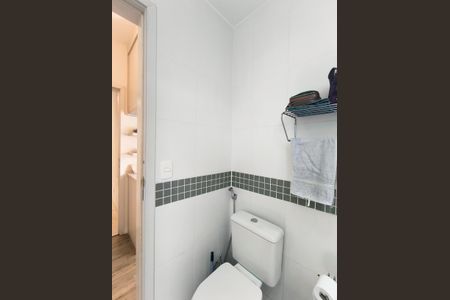 Apartamento à venda com 109m², 3 quartos e 2 vagas Apartamento à venda com 109m², 3 quartos e 2 vagasBanheiro da Suíte