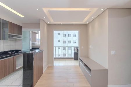 Sala de apartamento para alugar com 2 quartos, 47m² em Vila Galvão, São Paulo