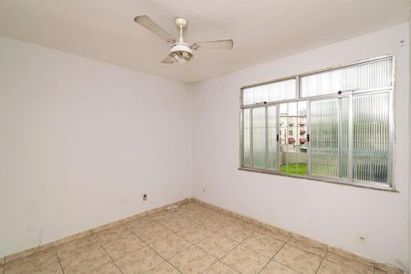 Sala de apartamento para alugar com 2 quartos, 48m² em Irajá, Rio de Janeiro