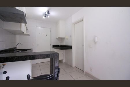 Sala/Cozinha de apartamento à venda com 1 quarto, 28m² em Vila Alpina, São Paulo
