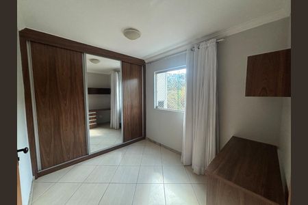Primeiro quarto de apartamento à venda com 3 quartos, 58m² em Arvoredo Ii, Contagem