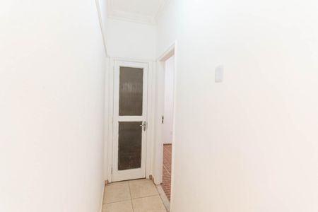 Casa à venda com 120m², 2 quartos e 2 vagasCorredor