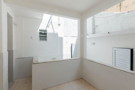 Casa à venda com 120m², 2 quartos e 2 vagasVaranda