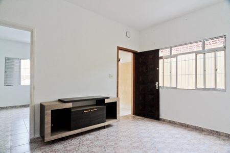 Sala de casa à venda com 2 quartos, 74m² em Parque Peruche, São Paulo