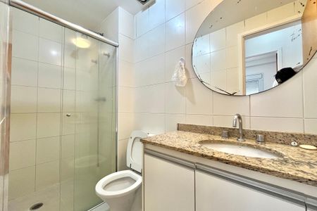 Apartamento para alugar com 55m², 2 quartos e 1 vaga Apartamento para alugar com 55m², 2 quartos e 1 vagaBanheiro