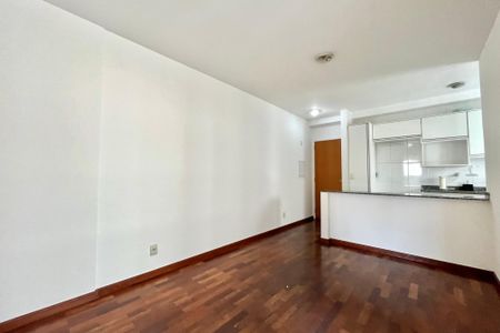Apartamento para alugar com 55m², 2 quartos e 1 vaga Apartamento para alugar com 55m², 2 quartos e 1 vagaSala
