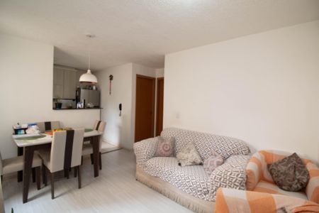 Sala de apartamento para alugar com 2 quartos, 43m² em Água Chata, Guarulhos