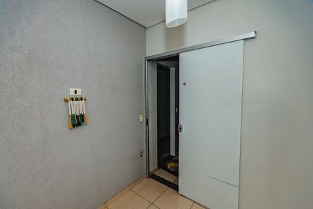 Casa para alugar com 3 quartos, 80m² em Lagoa (justinópolis), Ribeirão das Neves