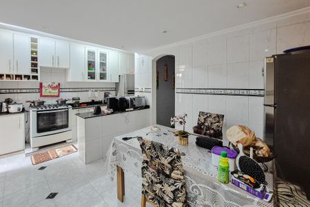 Casa à venda com 160m², 3 quartos e 2 vagas Casa à venda com 160m², 3 quartos e 2 vagasCozinha