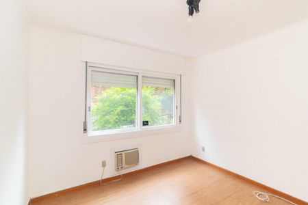 Quarto 1 de apartamento para alugar com 3 quartos, 104m² em São João, Porto Alegre