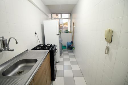Apartamento para alugar com 64m², 2 quartos e 1 vagaCozinha