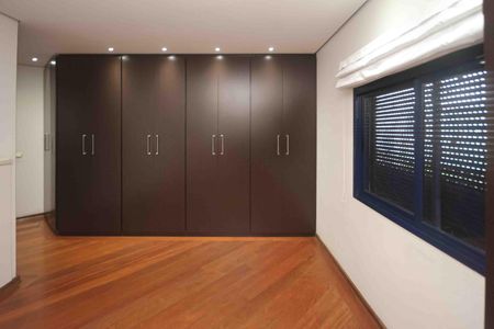 Apartamento para alugar com 290m², 3 quartos e 4 vagas Apartamento para alugar com 290m², 3 quartos e 4 vagasSuite 02