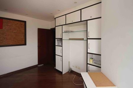 Apartamento para alugar com 290m², 3 quartos e 4 vagas Apartamento para alugar com 290m², 3 quartos e 4 vagasEscritório