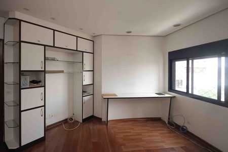 Apartamento para alugar com 290m², 3 quartos e 4 vagas Apartamento para alugar com 290m², 3 quartos e 4 vagasEscritório