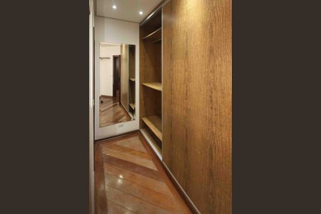 Apartamento para alugar com 290m², 3 quartos e 4 vagas Apartamento para alugar com 290m², 3 quartos e 4 vagasSuite