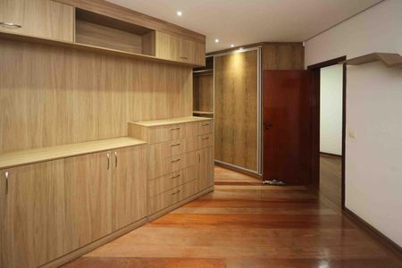 Apartamento para alugar com 290m², 3 quartos e 4 vagas Apartamento para alugar com 290m², 3 quartos e 4 vagasSuite