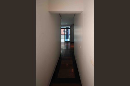 Apartamento para alugar com 290m², 3 quartos e 4 vagas Apartamento para alugar com 290m², 3 quartos e 4 vagasCorredor dos quartos