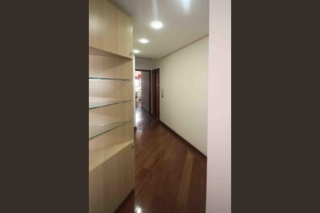 Apartamento para alugar com 290m², 3 quartos e 4 vagas Apartamento para alugar com 290m², 3 quartos e 4 vagasCorredor