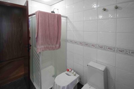 Apartamento para alugar com 290m², 3 quartos e 4 vagas Apartamento para alugar com 290m², 3 quartos e 4 vagasBanheiro da Suite 03