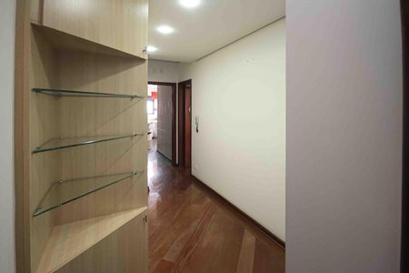 Apartamento para alugar com 290m², 3 quartos e 4 vagas Apartamento para alugar com 290m², 3 quartos e 4 vagasCorredor