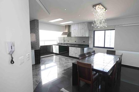 Apartamento para alugar com 290m², 3 quartos e 4 vagas Apartamento para alugar com 290m², 3 quartos e 4 vagasSala de Jantar