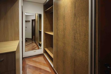 Apartamento para alugar com 290m², 3 quartos e 4 vagas Apartamento para alugar com 290m², 3 quartos e 4 vagasSuite