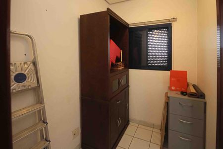 Apartamento para alugar com 290m², 3 quartos e 4 vagas Apartamento para alugar com 290m², 3 quartos e 4 vagasQuarto de Serviço