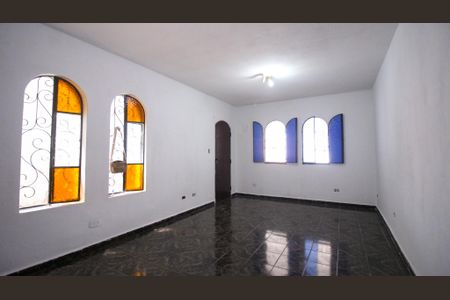 Casa à venda com 3 quartos, 130m² em Vila Antonieta, São Paulo