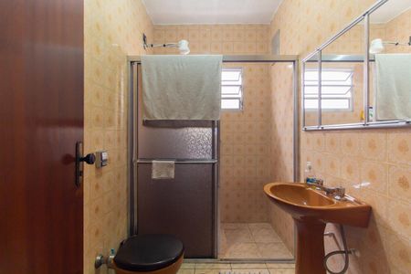 Banheiro de casa para alugar com 2 quartos, 106m² em Jardim Planalto, São Paulo