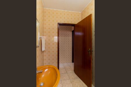 Banheiro de casa para alugar com 2 quartos, 106m² em Jardim Planalto, São Paulo