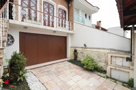 Casa à venda com 192m², 3 quartos e 4 vagas Casa à venda com 192m², 3 quartos e 4 vagasGaragem