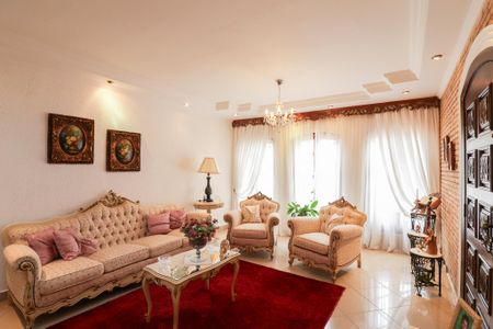 Casa à venda com 192m², 3 quartos e 4 vagas Casa à venda com 192m², 3 quartos e 4 vagasSala de Estar e Sala de TV