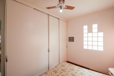 Casa à venda com 192m², 3 quartos e 4 vagas Casa à venda com 192m², 3 quartos e 4 vagasSuíte