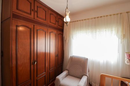 Casa à venda com 192m², 3 quartos e 4 vagas Casa à venda com 192m², 3 quartos e 4 vagasQuarto 1