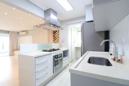 Apartamento para alugar com 88m², 2 quartos e 2 vagasCozinha e Área de Serviço