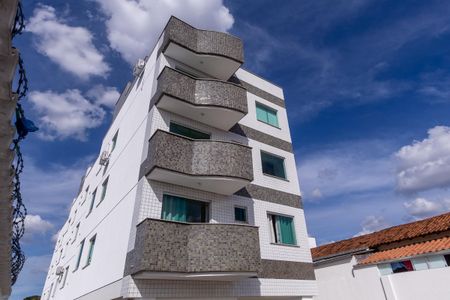 Apartamento para alugar com 70m², 2 quartos e 1 vaga Apartamento para alugar com 70m², 2 quartos e 1 vagaFachada do Prédio