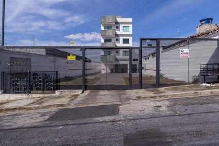 Apartamento para alugar com 70m², 2 quartos e 1 vaga Apartamento para alugar com 70m², 2 quartos e 1 vagaFachada