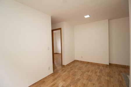 Sala de apartamento para alugar com 2 quartos, 43m² em Jardim Iris, São Paulo