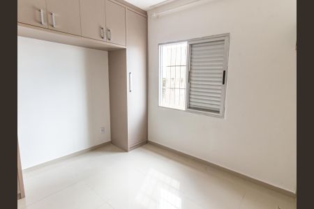 Quarto 1 de apartamento à venda com 2 quartos, 56m² em Pari, São Paulo