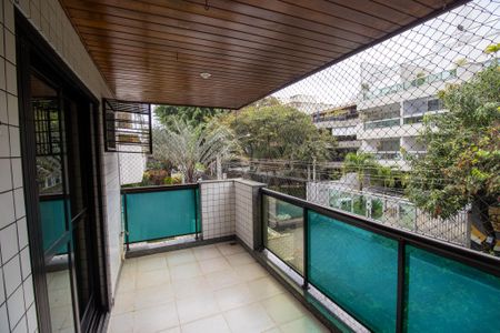 Varanda de apartamento para alugar com 3 quartos, 101m² em Recreio dos Bandeirantes, Rio de Janeiro