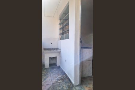Casa para alugar com 30m², 1 quarto e sem vaga Casa para alugar com 30m², 1 quarto e sem vagaÁrea de Serviço