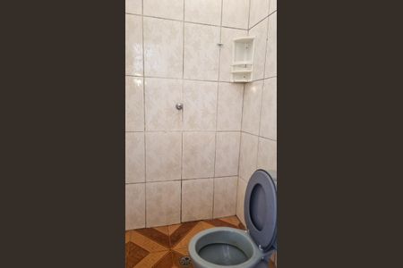 Banheiro de casa para alugar com 1 quarto, 30m² em Parque Monte Alegre, Taboão da Serra